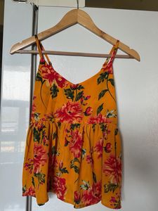Floral cute strappy top