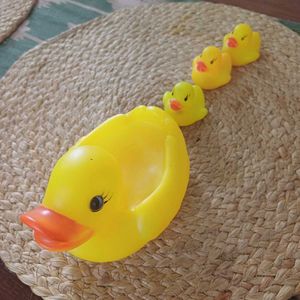 3 Sets Of Bath Toys (20 Pieces+ 1 Angry Bird Fr