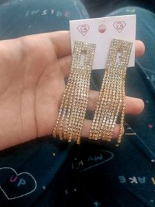 Glamorous Dangle Rhinestone Earrings