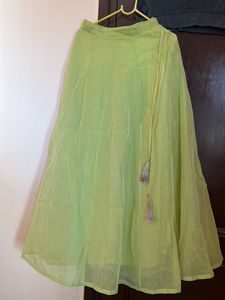 Set Crop Top With Skirt Small Size