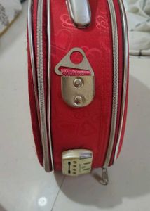 Red Textured venety beg