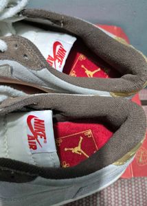 Nike Air Jordan 1 low Year of Rabbit