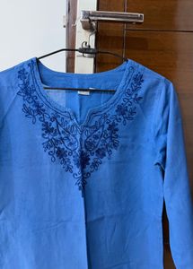 (XS) Blue Embroidered Cotton Kurta