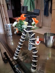 Gorilla tripod