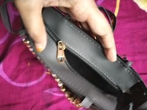 Designer Grey Sling Bag❤️