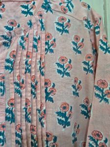 L size Pretty Pink Floral Kurta cotton kurti 🩷