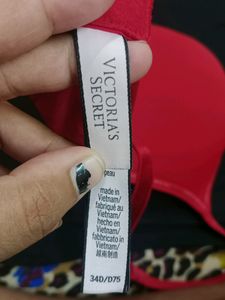 VICTORIA'S SECRET Red Push-up bra