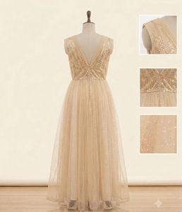Elegant Princess gold Gown with Red Roses