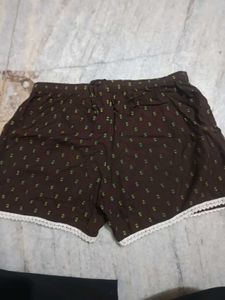 pink and brown shorts combo set