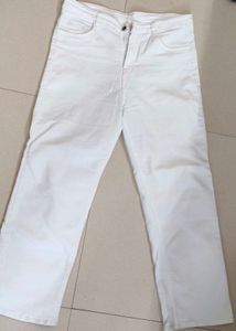 🫶🏻Off-White Straight Leg Jeans