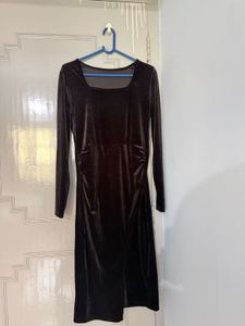 Elegant Black Velvet Dress