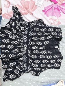 Black & White Printed Peplum Short Kurta