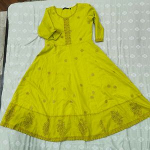 Melange lime yellow greenish Embroidered Kurta