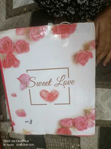 new beautiful frame with included box