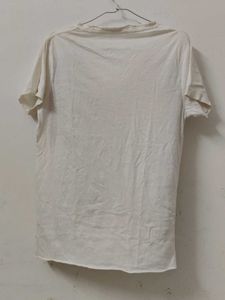 Distressed Graphic Print V-Neck Tee