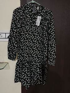 Chic Floral Print Mini Dress