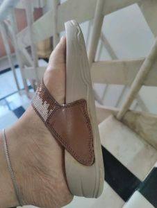 Comfortable Welcome Slides