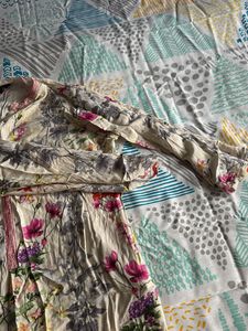 Beautiful Floral Print Kurta