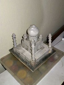Taj Mahal Miniature Replica