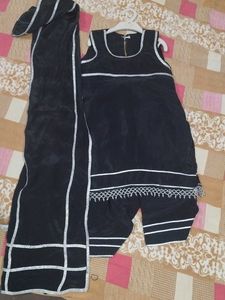 Adorable Black Kurta Set with Dupatta