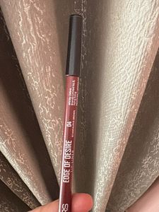 Mars Edge of Desire Lip Liner