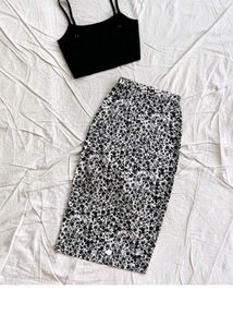price drop !!! Printed Midi Skirt with bralet