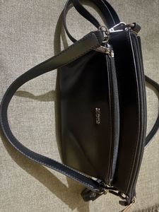 Chic Black Crossbody Bag