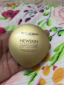 Price Drop💫Deborah Wet Dry Compact Foundation