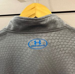 Under Armour Men's Long Sleeve Zip Shirt