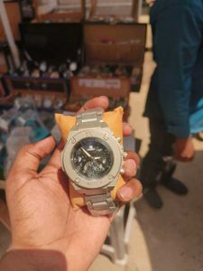 OVAL WATCH