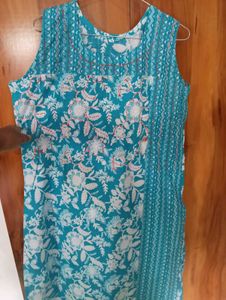 Teal Floral Print Sleeveless Kurta