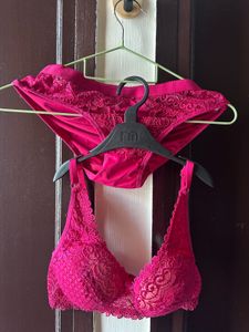 Beautiful Lace Bra &amp; Panty Set