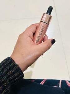 Swiss Beauty Liquid Highlighter