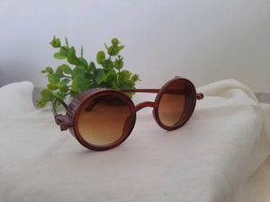 Trendy Round Brown Sunglasses - Retro Style