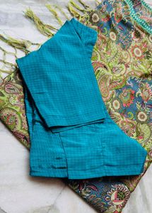 Beautiful Paisley Print Kurta Set