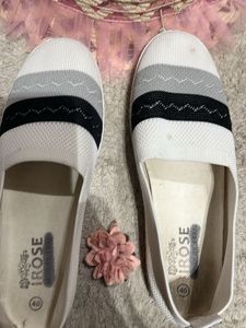 Like New IROSE Slip-on Sneakers👌💜