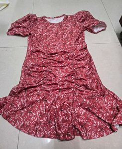 Elegant Maroon Floral Ruched Mini Dress with Puff