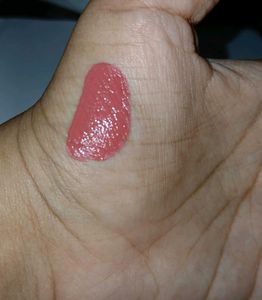 Swiss Beauty Stay On Matte Liquid Lipstick