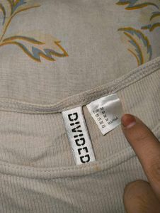 Light Beige Long Sleeve Crop Top