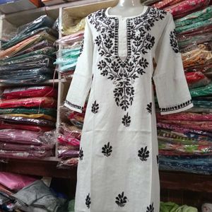 Pure Chikankari Lakhnowi Kurti