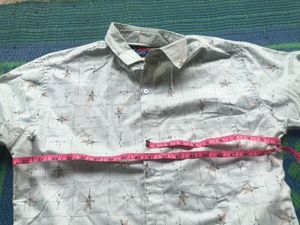 Men's Printed Button-Down Shirt