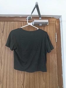 black crop top