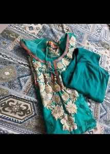 Elegant Teal Kurta Set with Intricate Embroidery