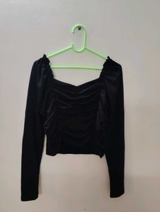 Chic Ruched Black Long Sleeve Top✨