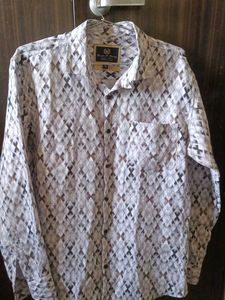 Stylish Men's Printed Shirt