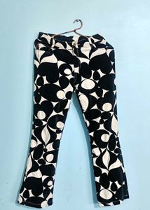 Patterned Flare Jeans