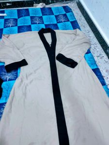 Front Open Button Abaya In Cream Clr🤍