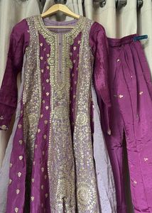 Embroidered Kurta Set with Pants
