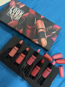 MAC Look in a Box Mini Lipsticks set of 5