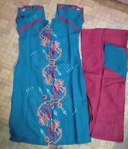 Teal & Red Embroidered Kurti Pant Set